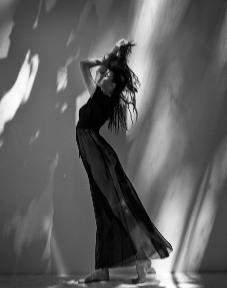 Margaret Qualley star hot pictures