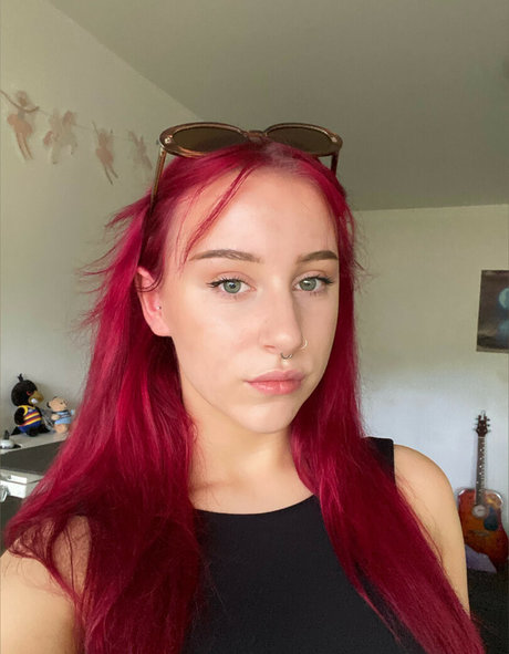 Maddie Meekxo porn model images