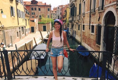 Local TV Presenters hd actress img