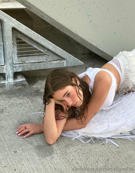 maligoshik nice pornstar img