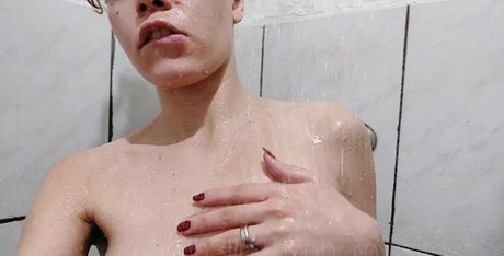 Goth1c Bunny model nude galleries