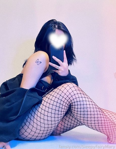 SleepyFairyMary Profile pic