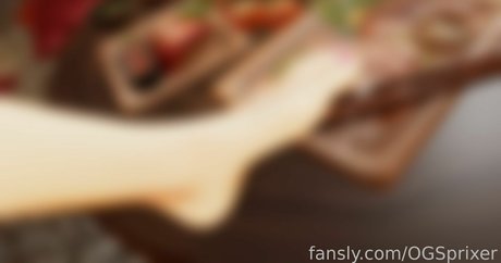 CadetKitten pornographic model pic