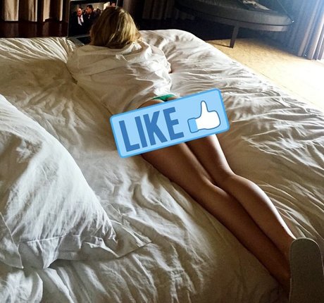 Lindsay DeFranco model high quality pictures