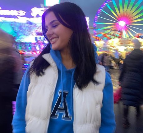 Isabella Evans model hd galleries