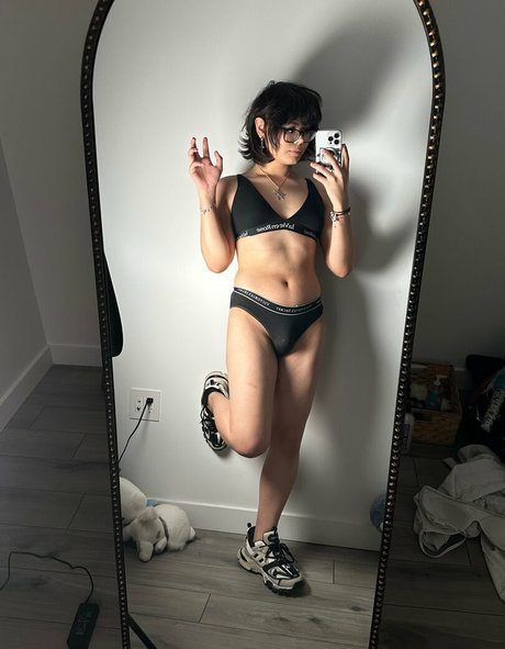 KianaVi xxx star images