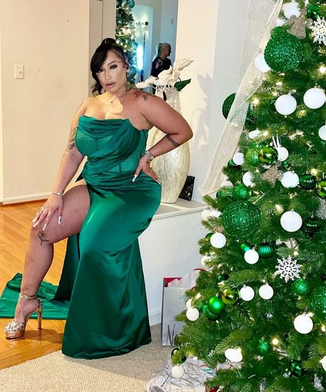 Tylea pornstar pretty photos