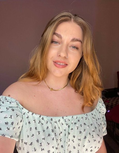 felineriches sexy star images