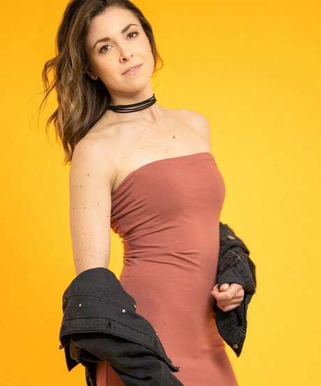 Gina Louise Phillips star porn images