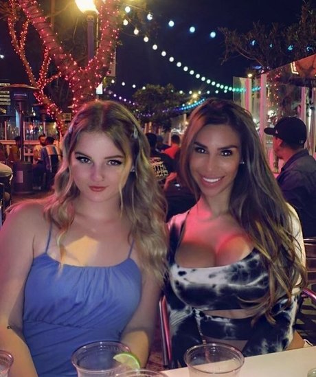 sunshinefitxo high quality pornstar archive