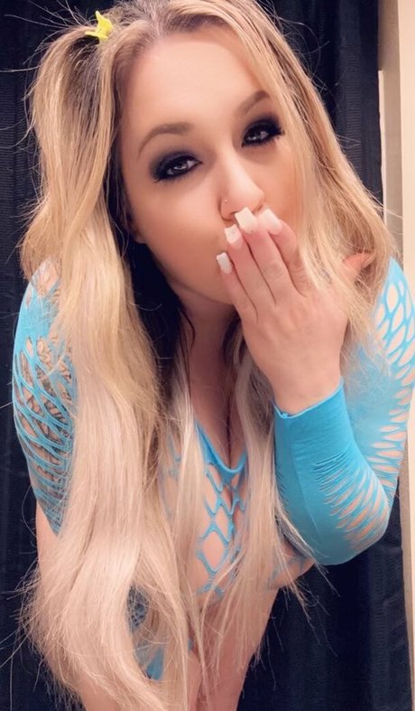 Baileysparx hot actress images