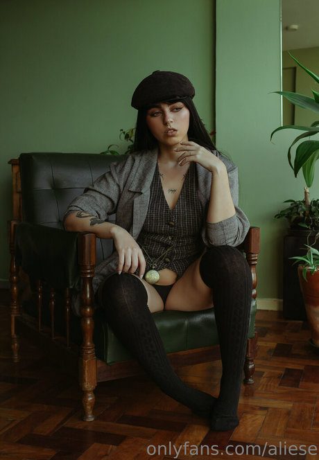 alieseoff hd actress images