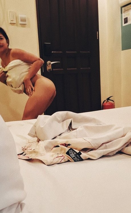 adultinghard model free archive