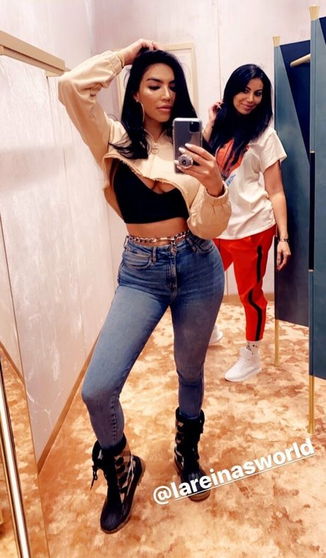 La Reina Shaw star pretty pic