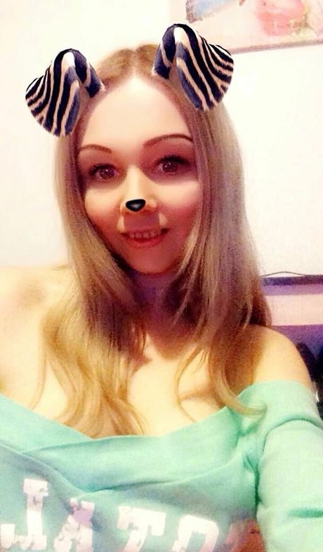 LeaFoxy model high quality gallery