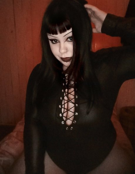 Dehmonianyx model high quality pic