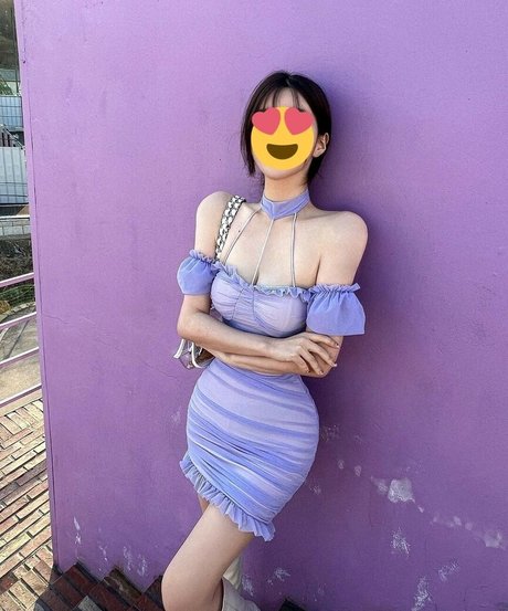 Aurora boots model nudes pic