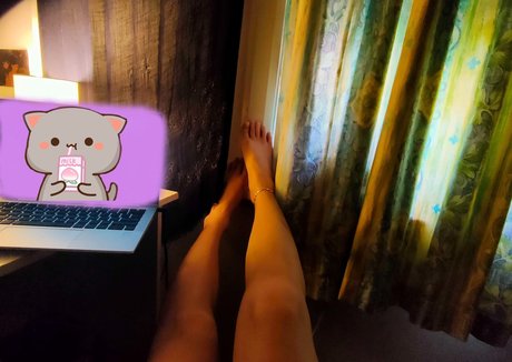 CinnamonBunVR exclusive actress pic