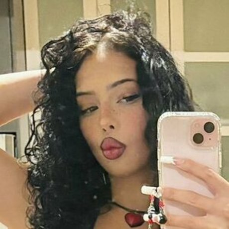 user0010001010 free pornstar img