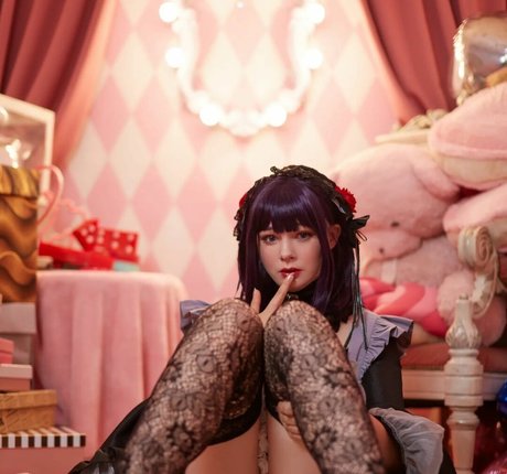 Kimuu naked star photo