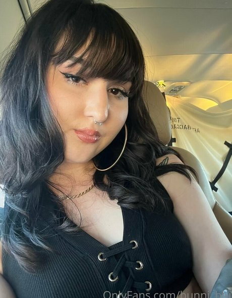 bunni blu pornstar naked pic