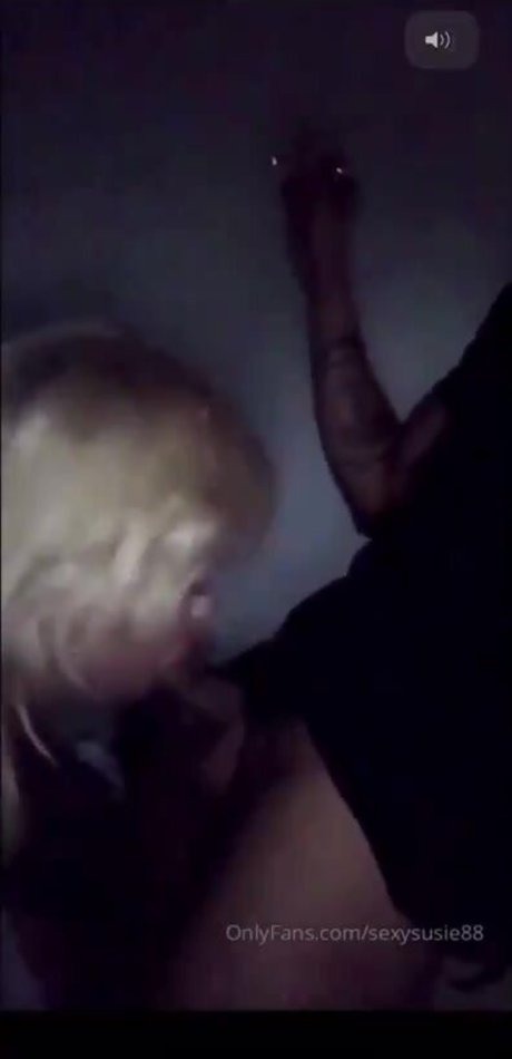 Sexysusie876 nude model pictures