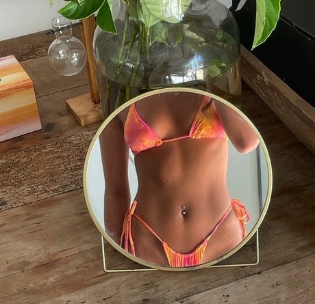 Yasmin Prenter pretty star images