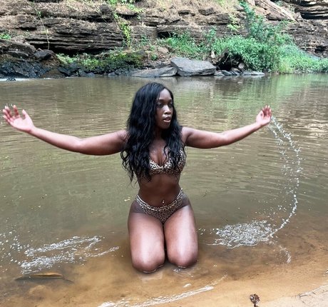 TV Shopping Presenters star beautiful pics