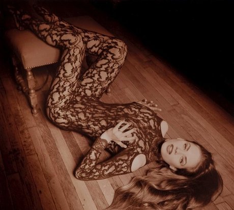 TV Shopping Presenters porn model photos