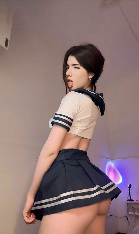 lunaababyxo naked actress pictures