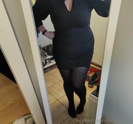 julieboobs model free gallery