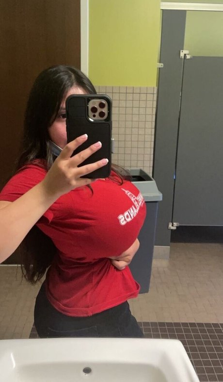 Karla Vilagomez pornstar hd pic