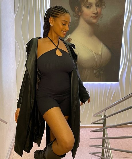 Capeverdian hd model pic