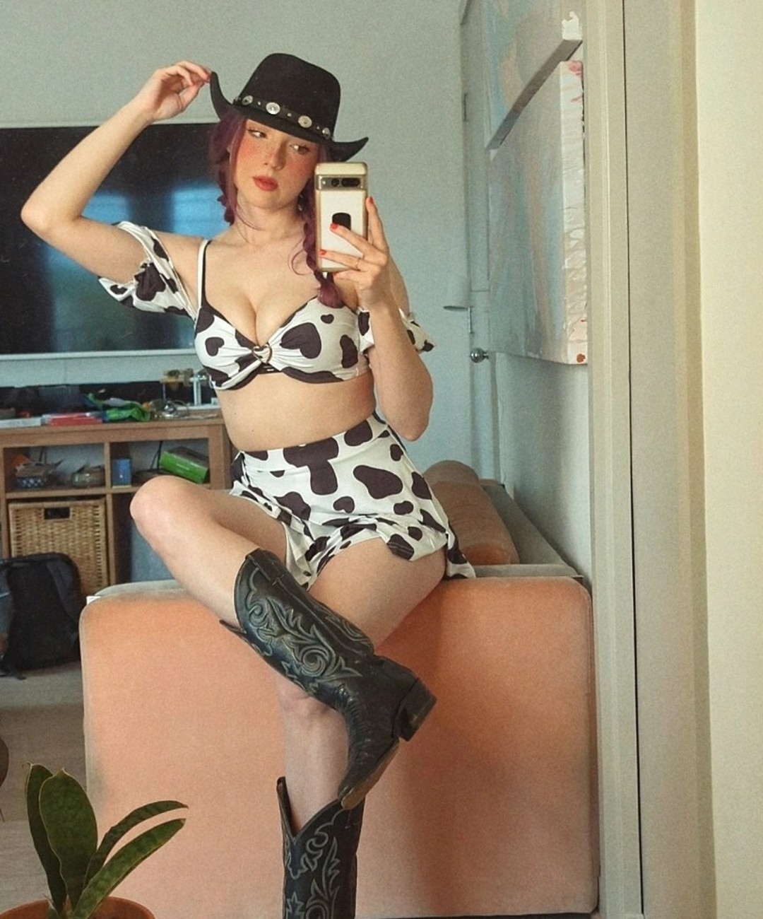 Taalia Vess nudes actress pictures