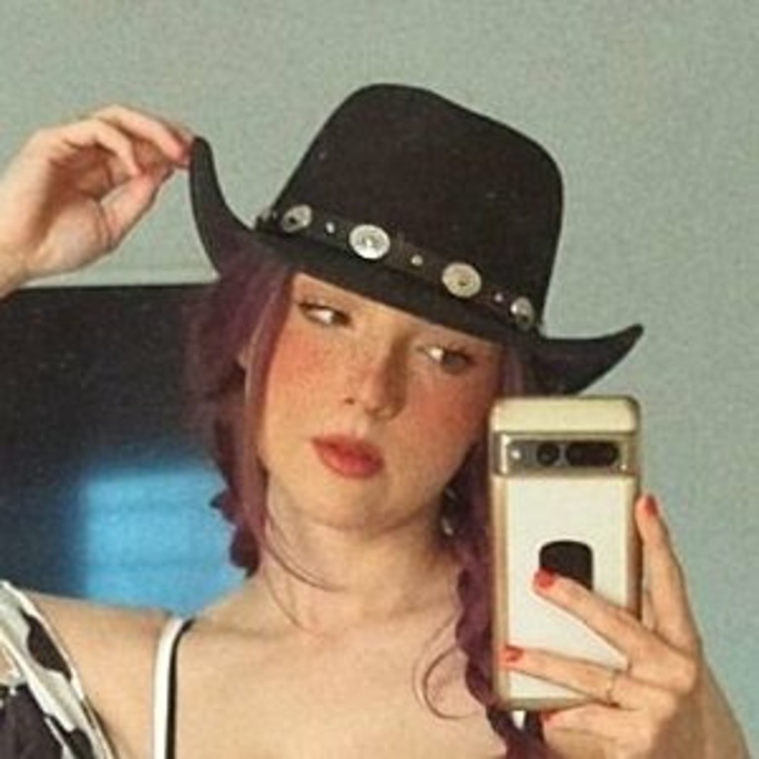 Taalia Vess art star gallery