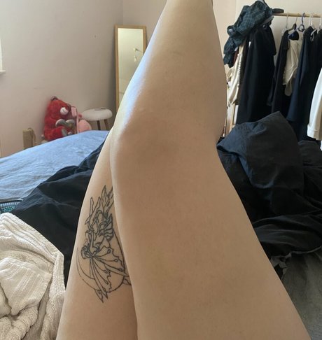 Nururkmz pornstar naked image