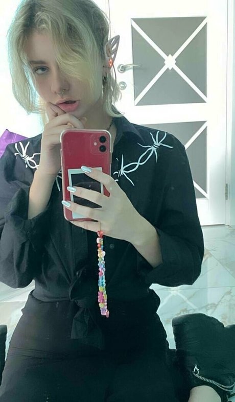 nina williams hot star archive