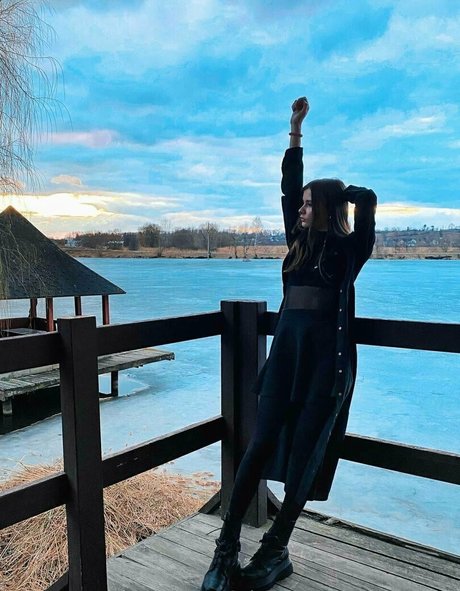 nina williams sexy actress pictures