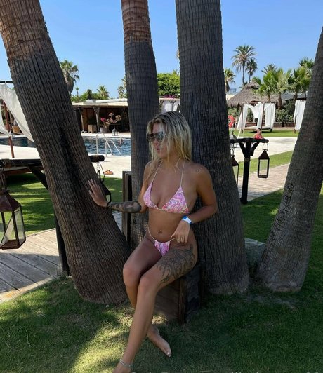 lilydawson01 actress photos