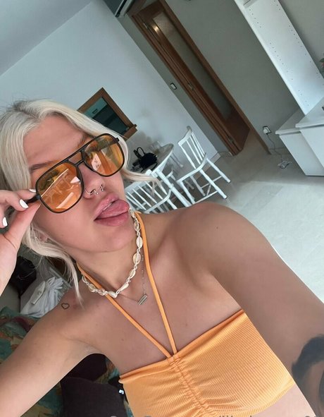 lilydawson01 pornstar high quality pic