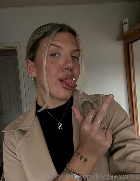 lilydawson01 free star photos