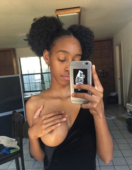 Cumshawty star pornographic gallery