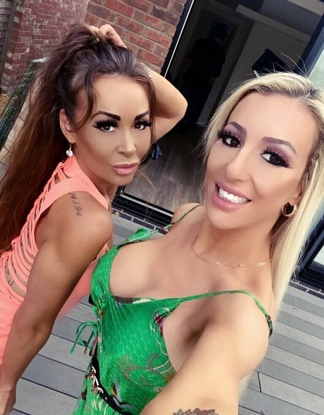 ladyamandarendall hd actress image