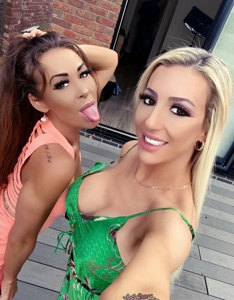 ladyamandarendall hd star pics