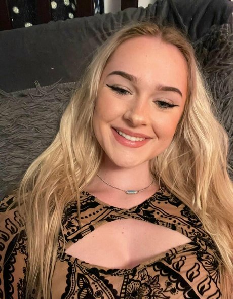 bloomingblake naked model gallery