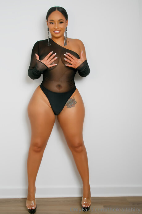 therealtahiry pornstar sexy archive