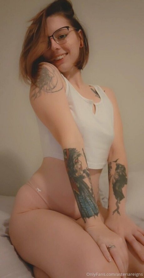 asteriareigns naked model gallery