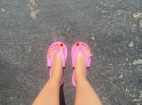 etherealdemie feet star art galleries