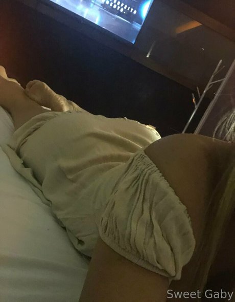 gabby sweet nudes actress picture