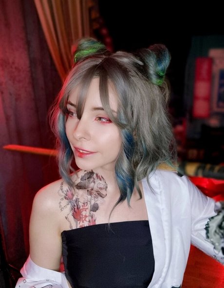 zelenaya zlaya model exclusive pics